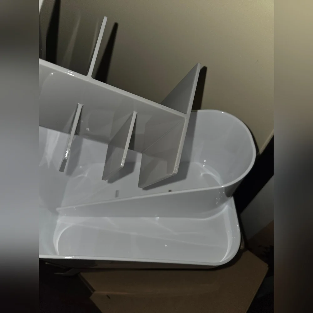 Umbra White Organizer